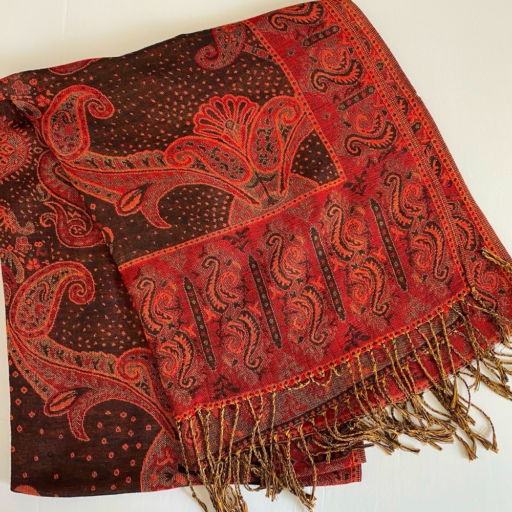 Large shawl scarf with fringe rust brown green black